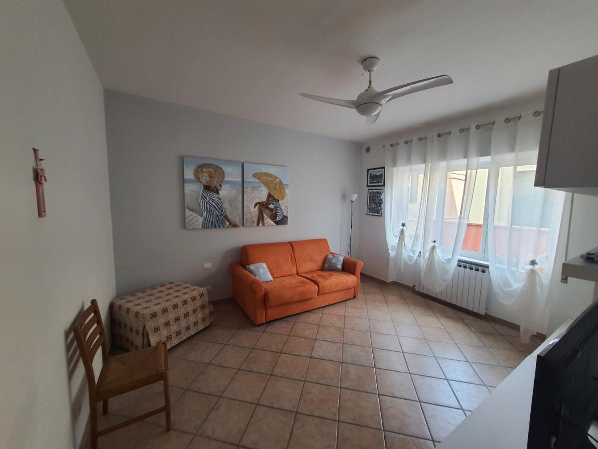 Appartamento In Centro A 30M Dal Mare Spotorno Buitenkant foto