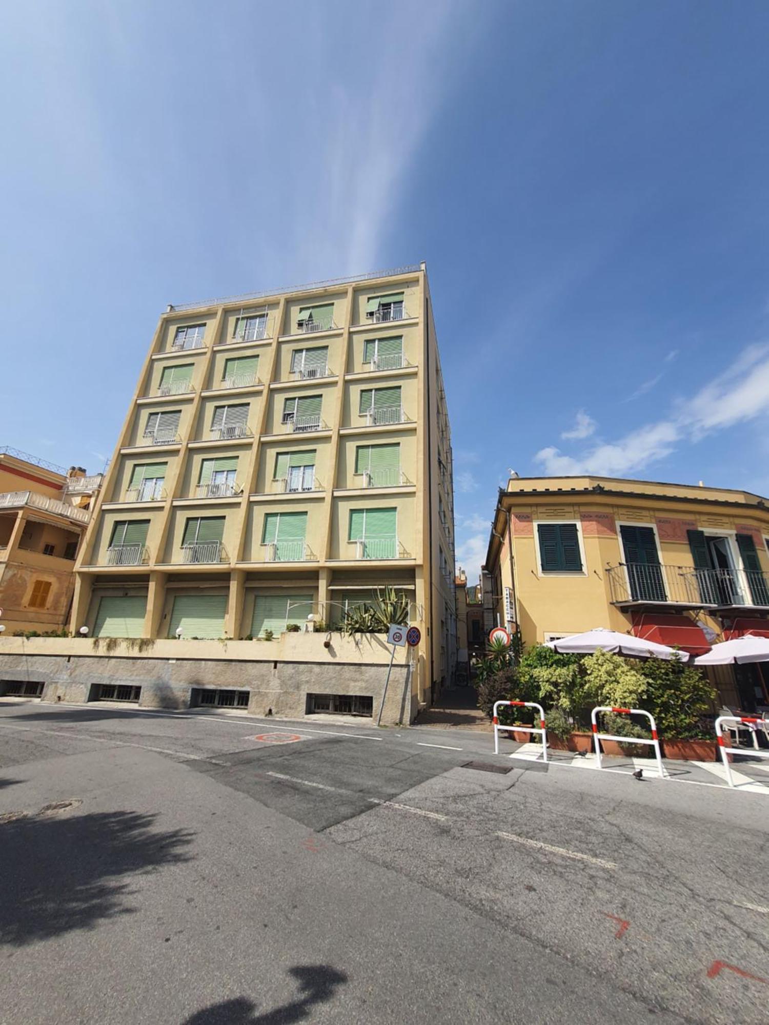 Appartamento In Centro A 30M Dal Mare Spotorno Buitenkant foto